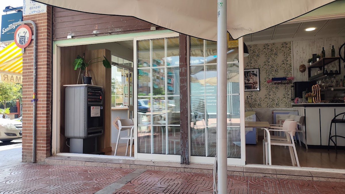 Cafe Miramar